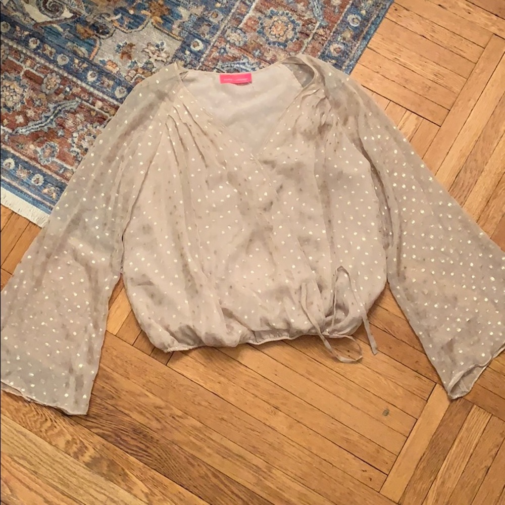 Bell sleeve rose gold / champagne top